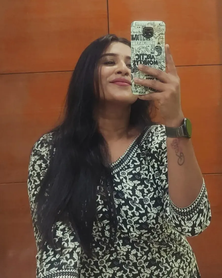 Diya Menon, verified companion in Rajendra Nagar