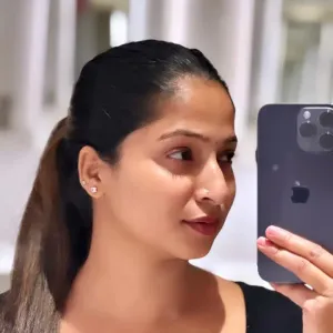 Myra Bose, escort gallery photo in MG Road